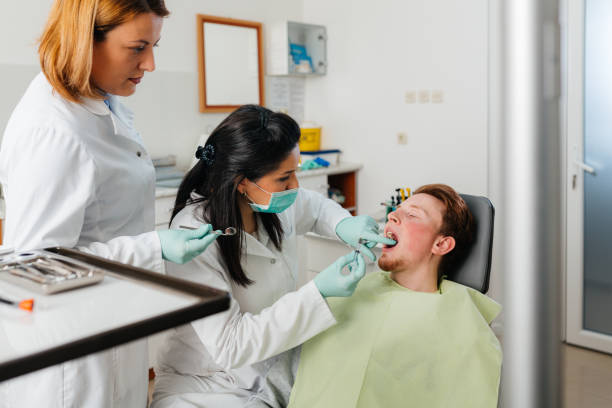 Best Emergency Dentist for Lost Fillings or Crowns in Hazlehurst, GA